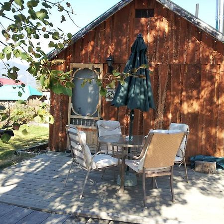 Hotel Steamboat Mountain Chalets Spillimacheen Exterior foto