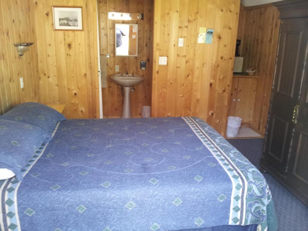 Hotel Steamboat Mountain Chalets Spillimacheen Zimmer foto