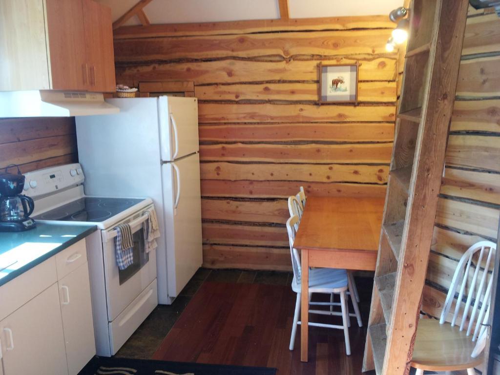 Hotel Steamboat Mountain Chalets Spillimacheen Zimmer foto