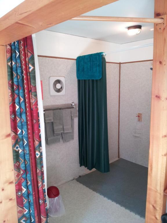 Hotel Steamboat Mountain Chalets Spillimacheen Zimmer foto